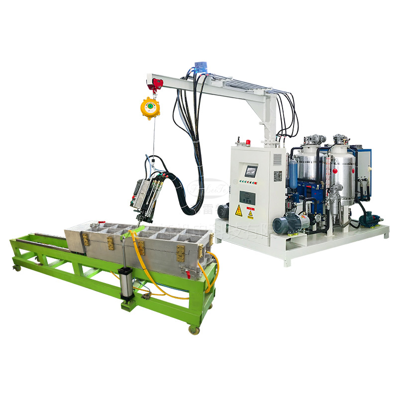 發(fā)泡機廠家